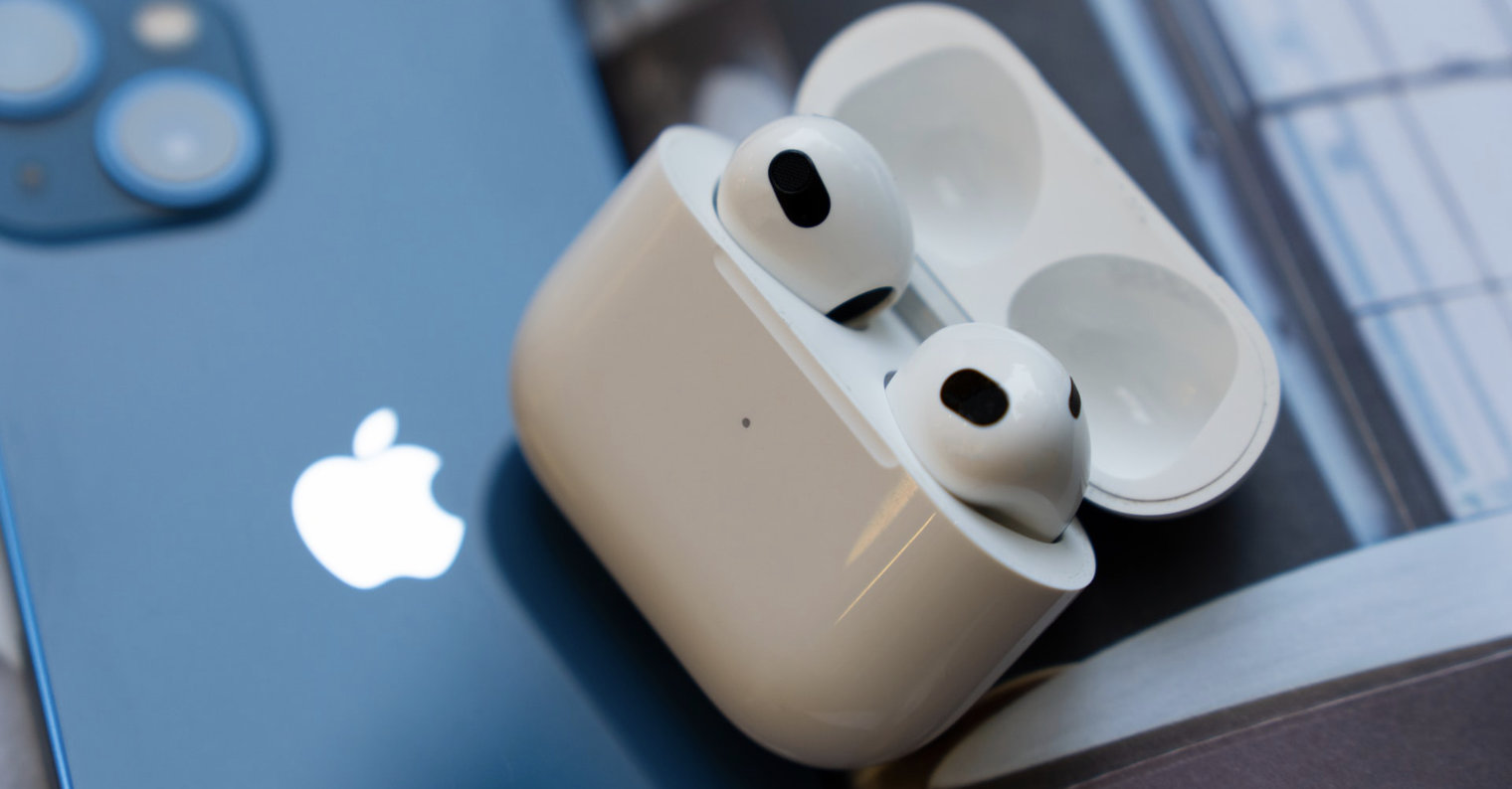 airpods 3 fb unsplash airpods 3 fb unsplash