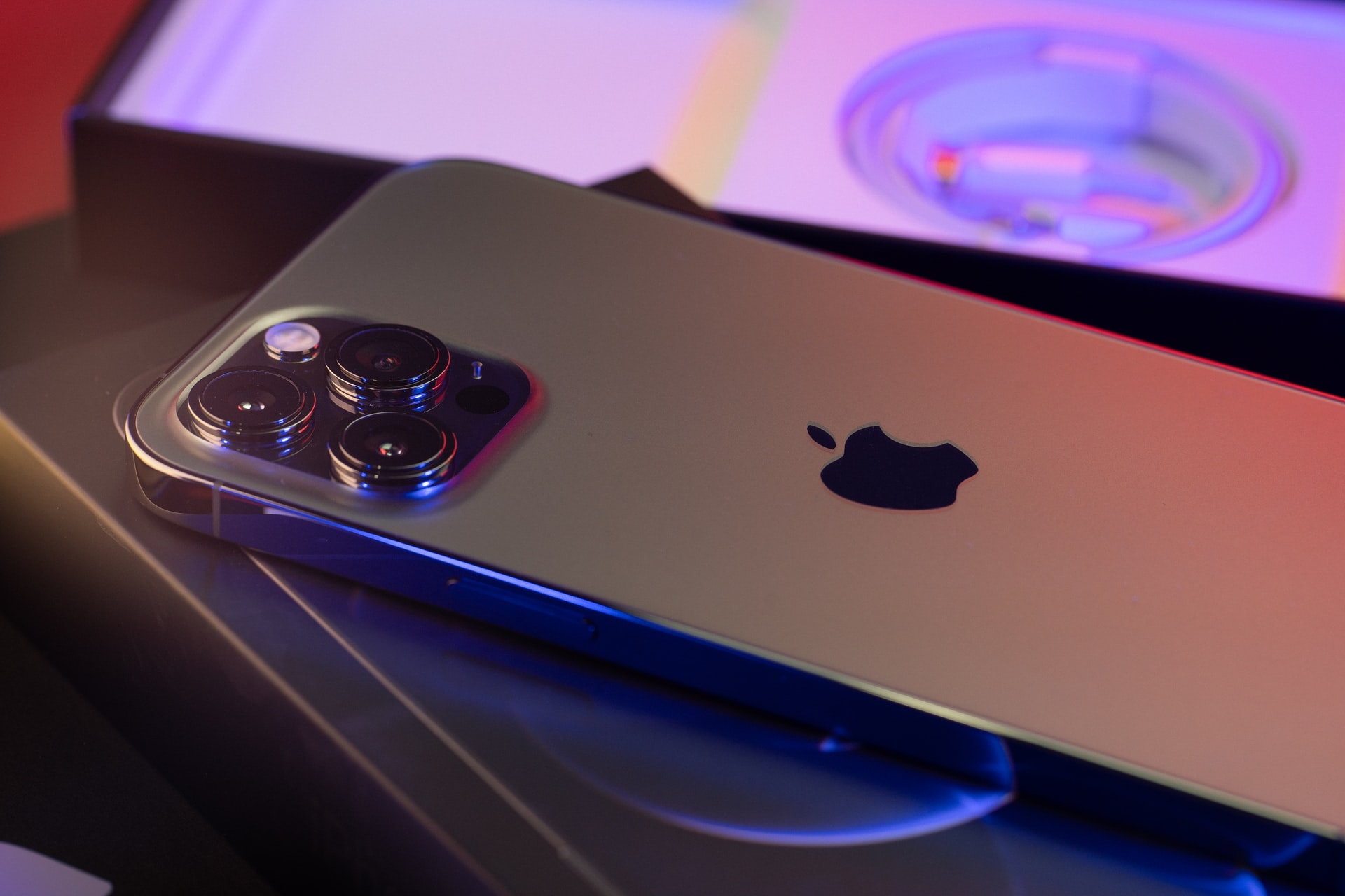 iphone-12-언스플래시 iphone 12 unsplash